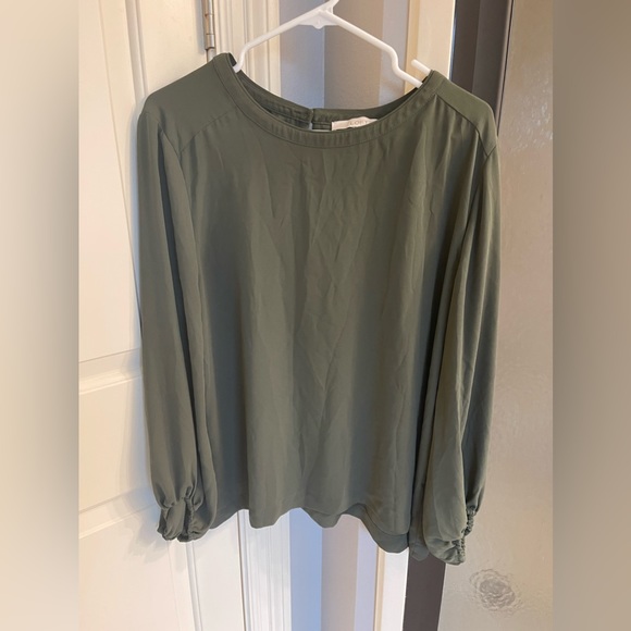 LOFT Tops - Loft Olive Green Long Sleeve Top - Size XL